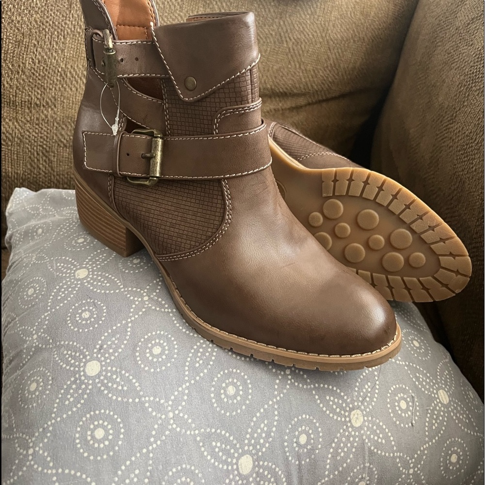 Euro soft y soft brand new size 10